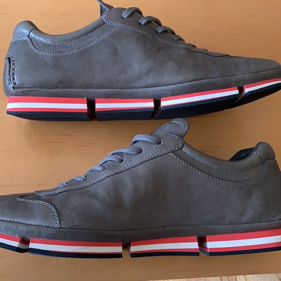 Classic PRADA sneakers in Cool Grey, Sz. US 10.5! - Picture 3 of 8